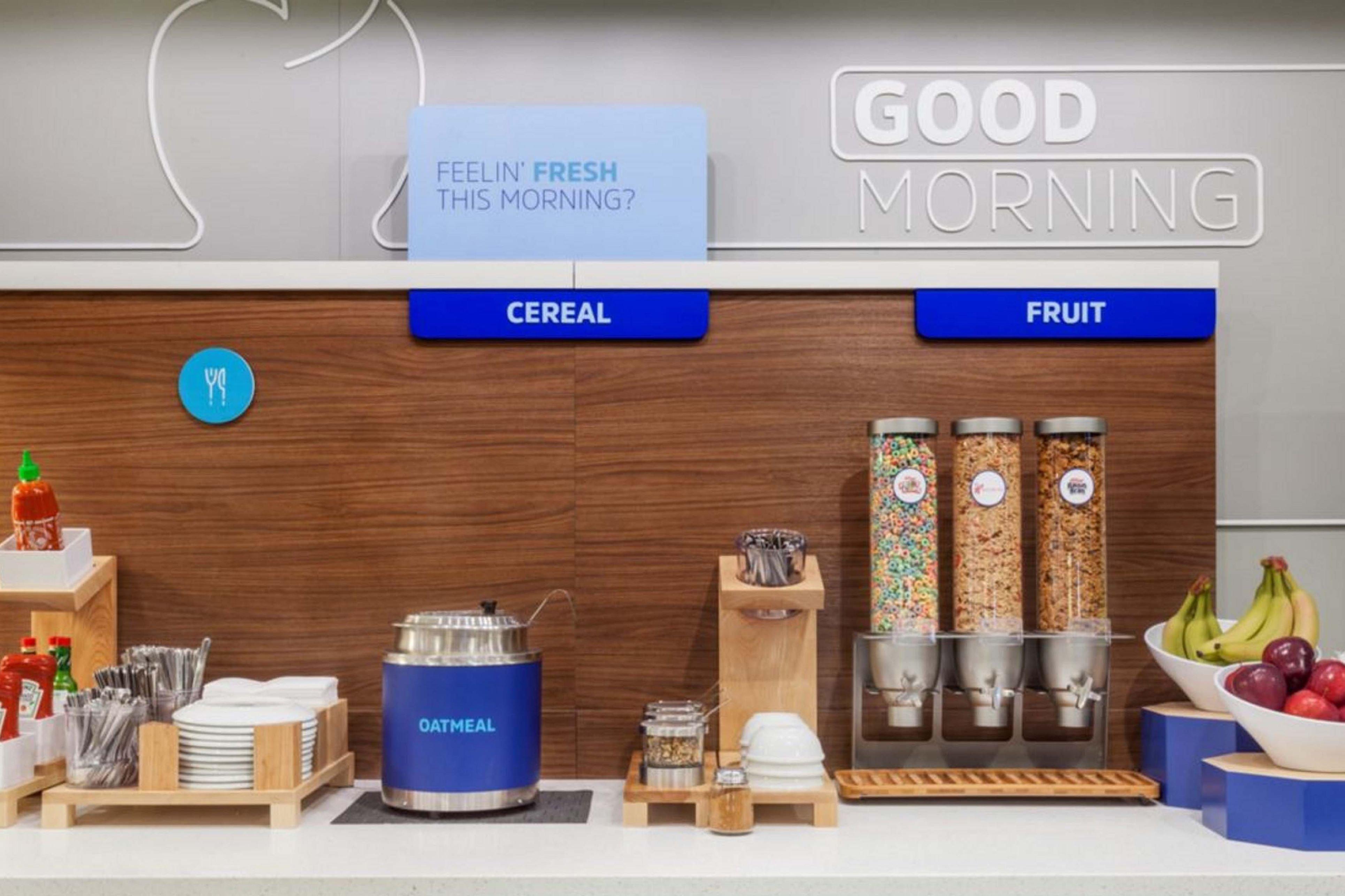 Holiday Inn Express And Suites Calgary By Ihg Eksteriør billede