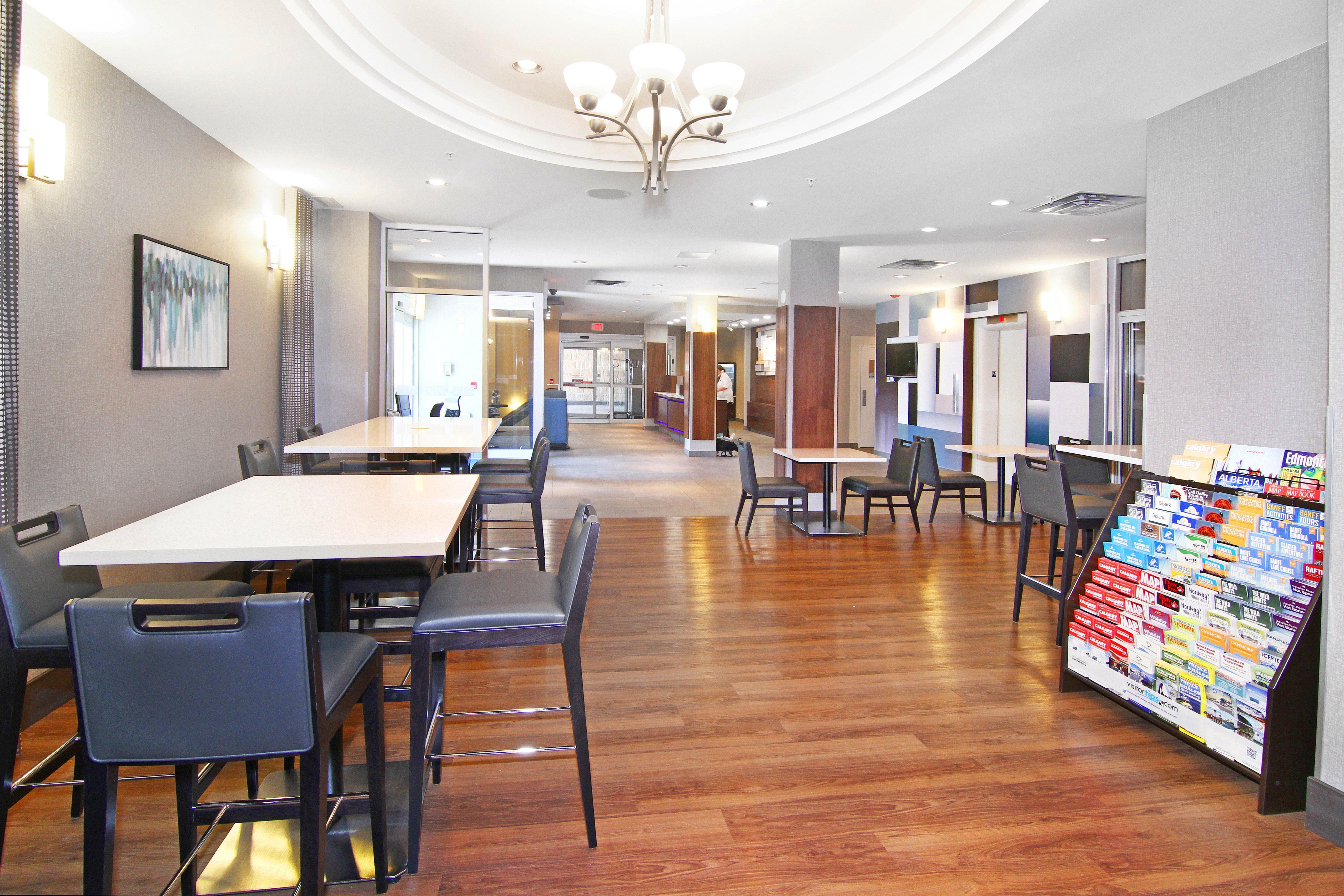 Holiday Inn Express And Suites Calgary By Ihg Eksteriør billede