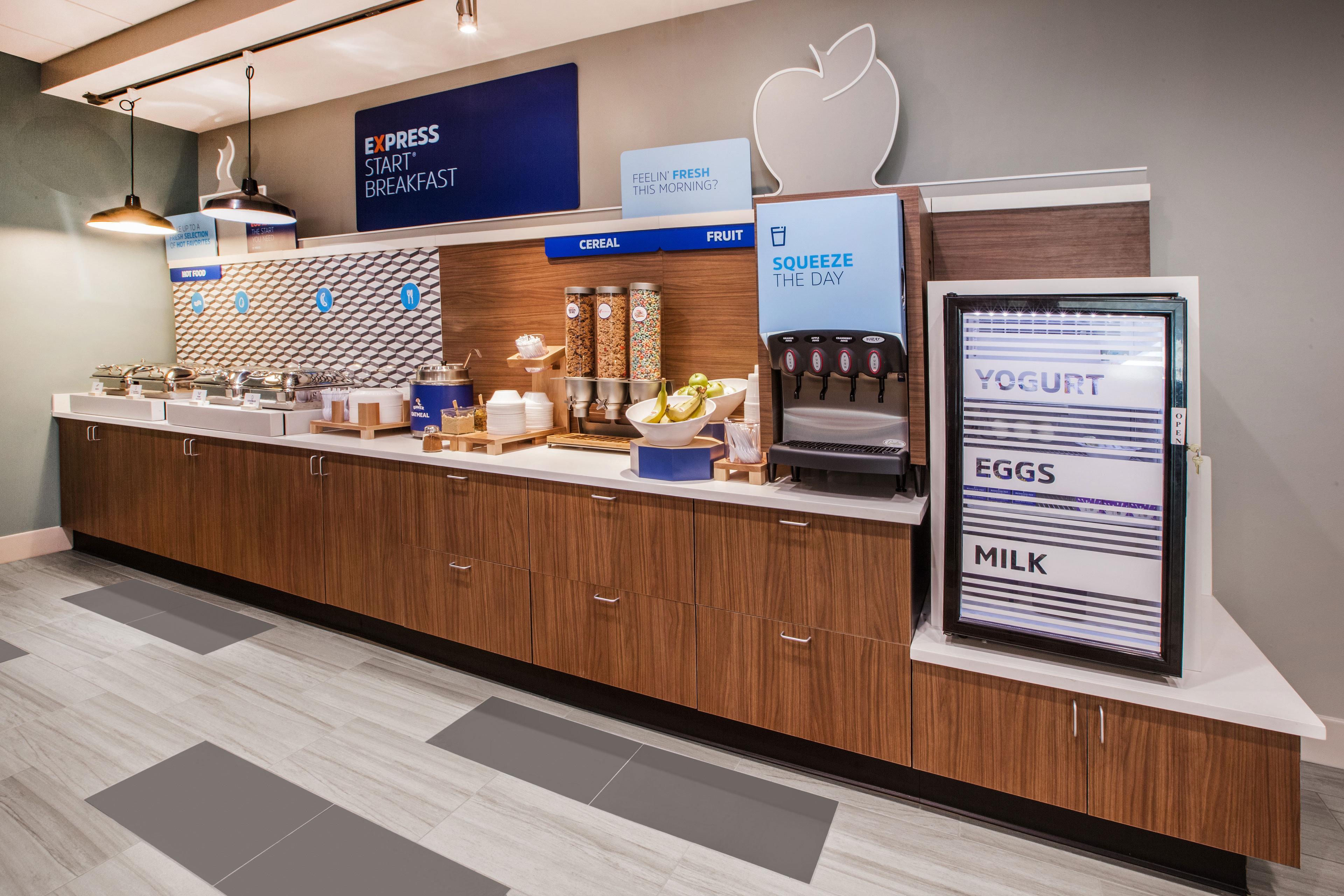 Holiday Inn Express And Suites Calgary By Ihg Eksteriør billede