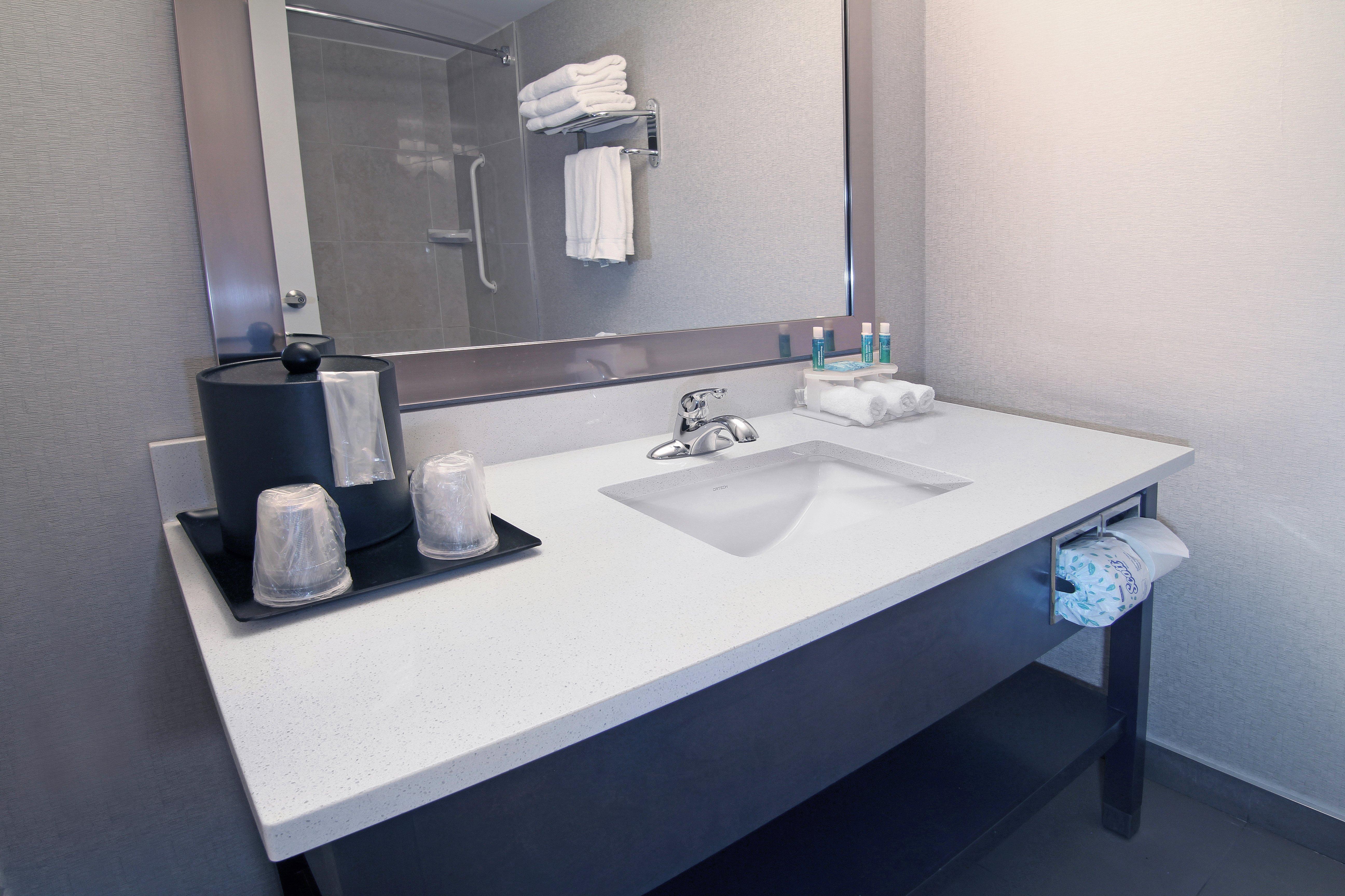 Holiday Inn Express And Suites Calgary By Ihg Eksteriør billede