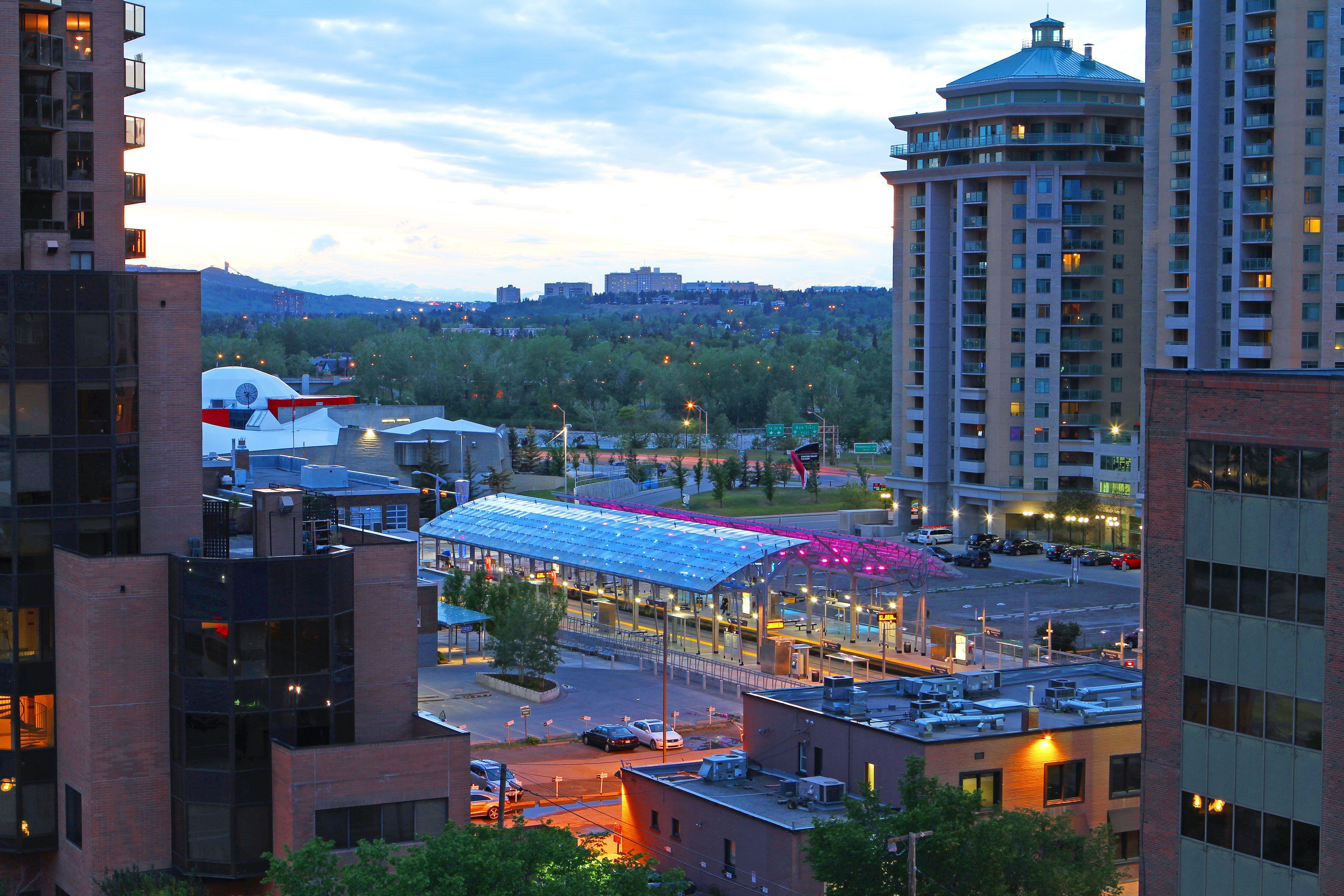 Holiday Inn Express And Suites Calgary By Ihg Eksteriør billede